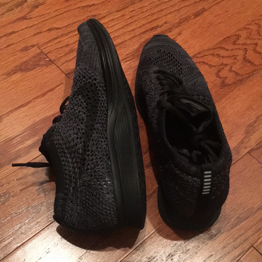 Nike Flyknit Racer Black Grey Size 7